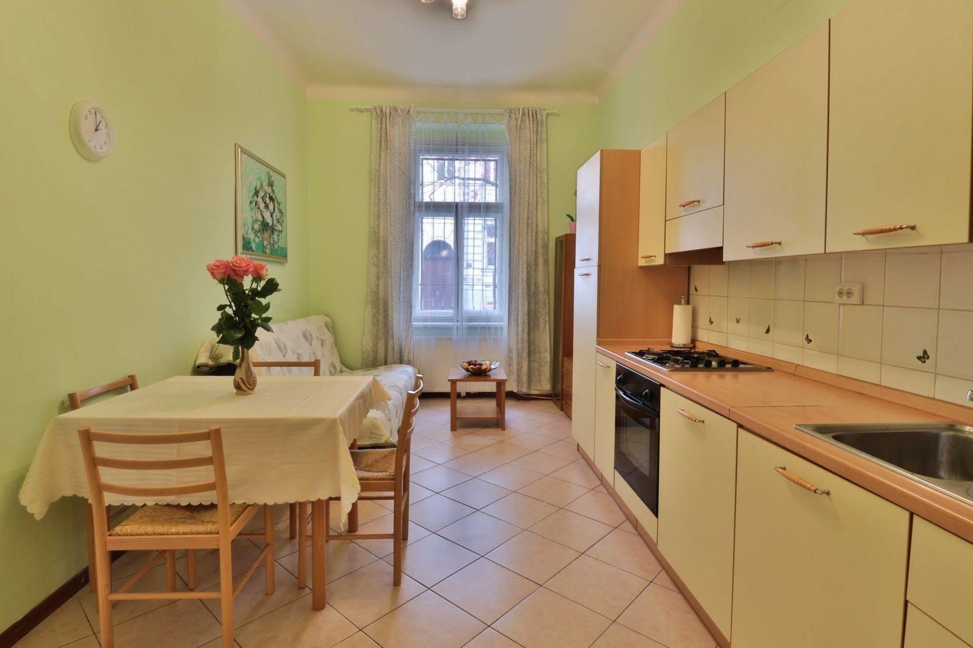 Apartment Na Kozacce 6 Prague Exterior photo
